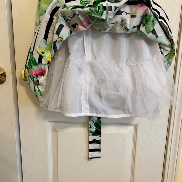 Leslie Fay Black and White Striped Floral Midi Dress size 4 ptp 16 length 38 - Picture 8 of 8